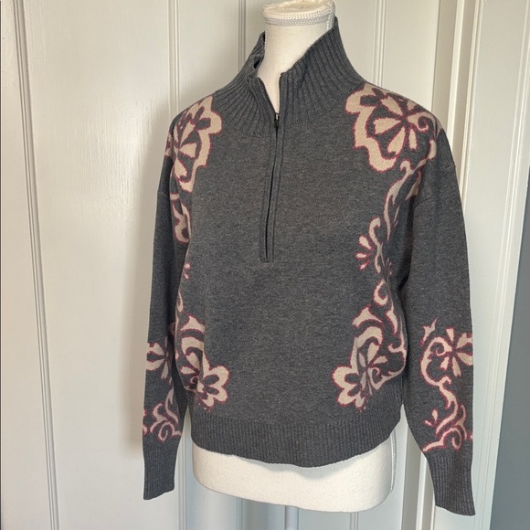 NWT Anthropolgie Gray & Pink Floral Women's Sweater - Picture 1 of 6